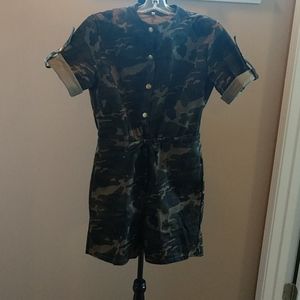 Camouflage jumpsuit... straight out of the bag!!
